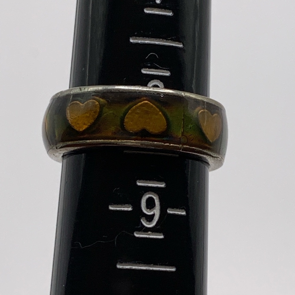 Vintage 1970s Mood Ring Size 8 Color Changing Hearts Band - Picture 3 of 6